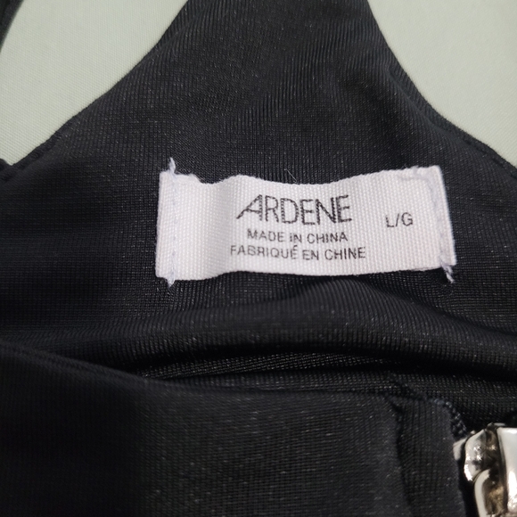 Ardene Spaghetti Strap Black Cami, Front Zip - Large - Picture 3 of 3